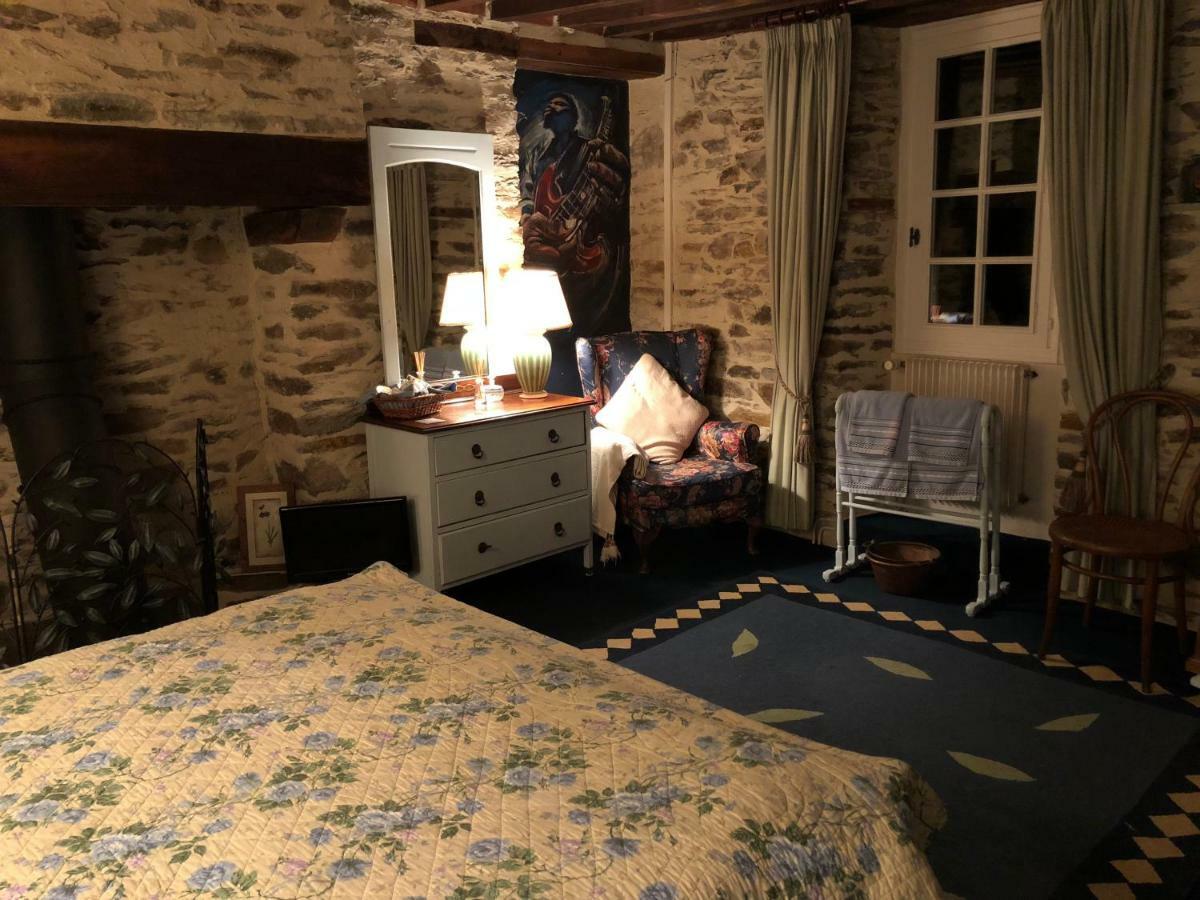 Bed and Breakfast Les Rivieres Caumont-sur-Orne Exterior foto