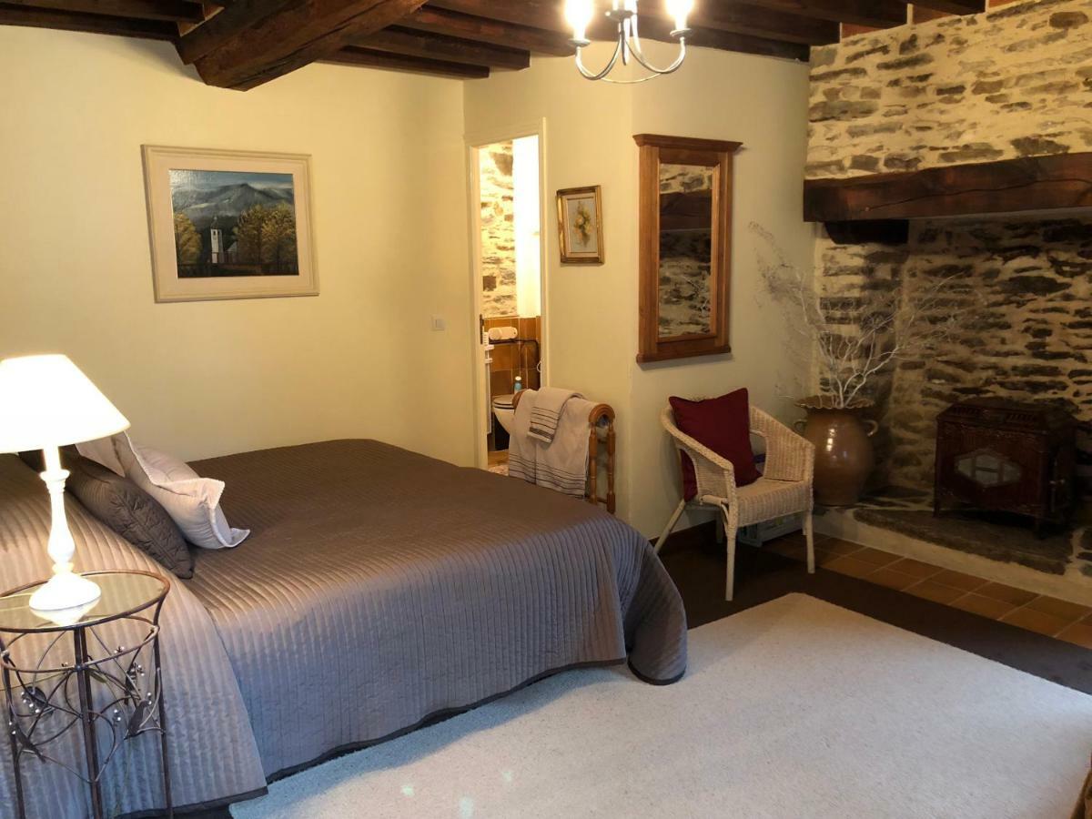 Bed and Breakfast Les Rivieres Caumont-sur-Orne Exterior foto